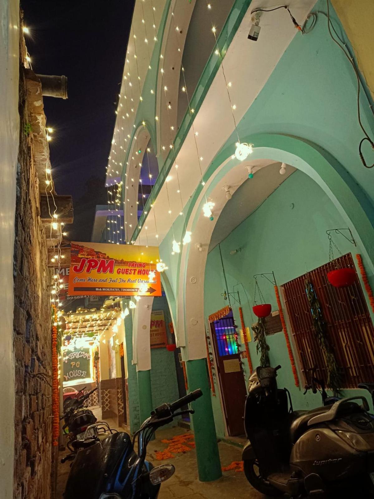 Jpm Guest House Varanasi Exterior foto