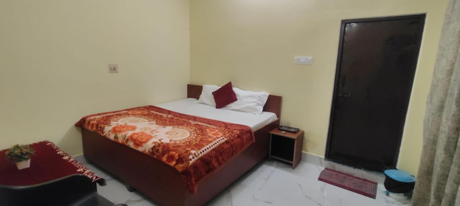 Jpm Guest House Varanasi Exterior foto